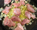 Foto del paso 1 de la receta: Fideuá caldosa de pollo