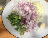 Foto del paso 1 de la receta: Pollo a la cacerola