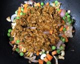 A picture of step 3 of Leftover Mutton Keema Fried Rice.