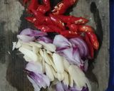 Foto langkah ke 3 dari resep Tumis Pare Kikil.