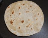 वडापाव केसाडिला (vadapav quesadilla recipe in marathi) रेसिपी स्टेप 8 फोटो 