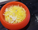 Foto del paso 3 de la receta: Mini quiche de salmón al microondas con lékué