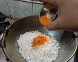 A picture of step 5 of Namkeen sabudana.