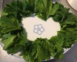 Une image de l'étape 14 de Salade de brede mafane au céleri,carottes,pois chiches, tomates et oignon.