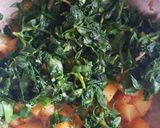 A picture of step 4 of Aloo methi.