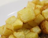 Foto del paso 1 de la receta: Tiritas de lomo en crema de hongos con papas