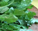 Foto del paso 1 de la receta: Torrejas | Diente de León 🦁 (simil espinaca/rúcula/radicheta)