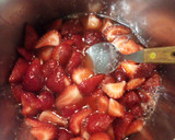Foto del paso 8 de la receta: Cheesecake con frutos rojos (sin horno)
