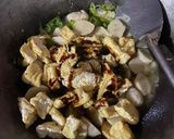 Foto langkah ke 5 dari resep Tumis pentol tahu cabe ijo menu sahur simpel.
