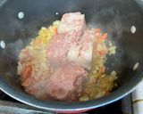 A picture of step 3 of Corned Beef Spaghetti.