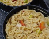 Foto langkah ke 4 dari resep Martabak Mie.