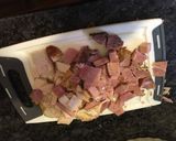 A picture of step 2 of Turkey and Ham pie.