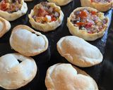 Foto del paso 2 de la receta: Canastas de 🍆 🧅 🍅 🧄 🫒 y empanadas de jamón & mozzarella 😋