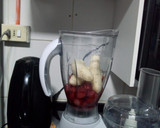 Foto del paso 1 de la receta: Smoothie de fresa y banana 🍓🍌