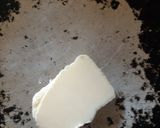Foto del paso 5 de la receta: Empanaditas de choclo con pollo, salsa blanca y queso