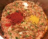 Foto del paso 7 de la receta: Salsa de tomate casera picante, con aceitunas y jengibre rosa.