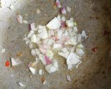 A picture of step 1 of Simple semosa filling.