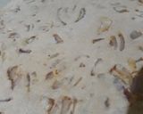A picture of step 4 of Onion paratha.