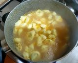 Foto del passaggio 5 della ricetta Vellutata di ceci con tortellini a modo mio