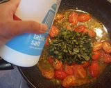 Foto langkah ke 6 dari resep Ikan Bakar dengan Saus Tomat.