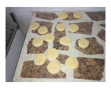 Foto del paso 4 de la receta: Alfajores de Maizena sin manteca