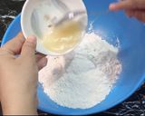A picture of step 1 of Dosti roti.