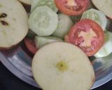 A picture of step 2 of Salad.