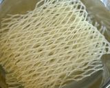 Hình bước làm 1 của món Phở Sắn Trộn Da Gà Nướng