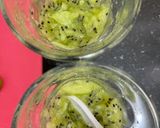 Foto langkah ke 1 dari resep Minuman Jeruk Songkit Kiwi.