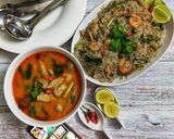 A picture of step 5 of Thai Chicken Tom yum soup.