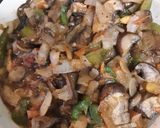 Foto del paso 3 de la receta: Champiñones a la mexicana (botanita)😍😘😘👌👌