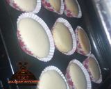 A picture of step 3 of Frosty Vanilla cupcakes.