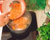 Foto langkah ke 3 dari resep Sup Ayam Rempah.