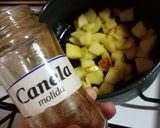 Foto del paso 3 de la receta: Manzana cocida con queso -en pan tostado 🍎🧀🍞
