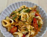 รูปขั้นตอนการทำที่ 5 ของ ปลาหมึกผัดไข่เค็ม