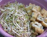 Foto langkah ke 1 dari resep Oseng Tahu Kecambah.
