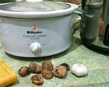 Foto langkah ke 1 dari resep Sop Ayam Jamur kembang tahu Slow Cooker.