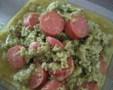 Foto langkah ke 5 dari resep Tumis, Buncis, Kelor, Telur dan Sosis (untuk Balita).