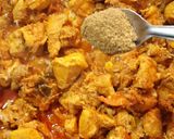 A picture of step 4 of Methi Chicken.
