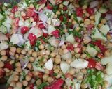 A picture of step 4 of Chana chat.