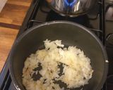 A picture of step 1 of Simple Pasta Sauce.