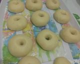 Foto langkah ke 3 dari resep Donat empuk simple no telur 1x profing.