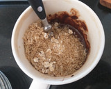 Foto del paso 3 de la receta: Mug cake de cacao y avena 😋 (sin azúcar, grasa ni harina)