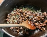 Une image de l'étape 9 de Pâtes Pipe Rigate au saumon et champignons.