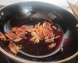 A picture of step 1 of Yakhani pulao.