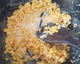 A picture of step 2 of Chana Dal Ka Halwa.