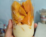 Hình bước làm 1 của món Sinh tố xoài sữa chua