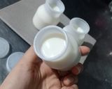 Hình bước làm 4 của món Sữa chua up ngược