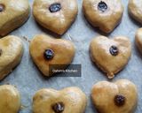 A picture of step 4 of ButterMilk Scones.