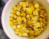 A picture of step 4 of Continental diet salad.